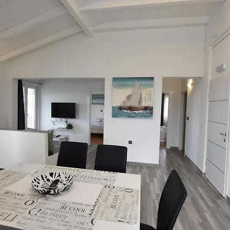 Zorana Apartment Rogoznica (Sibenik-Knin)