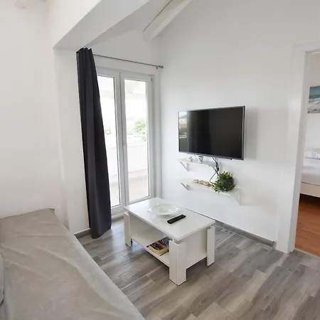Apartment Zorana *