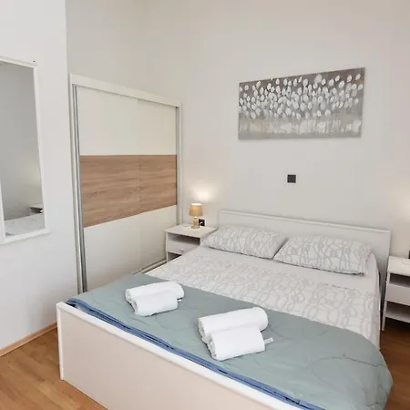 Apartment Zorana *