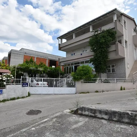 Zorana *