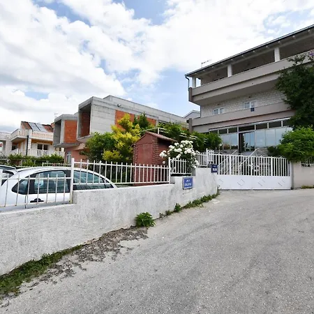Zorana *